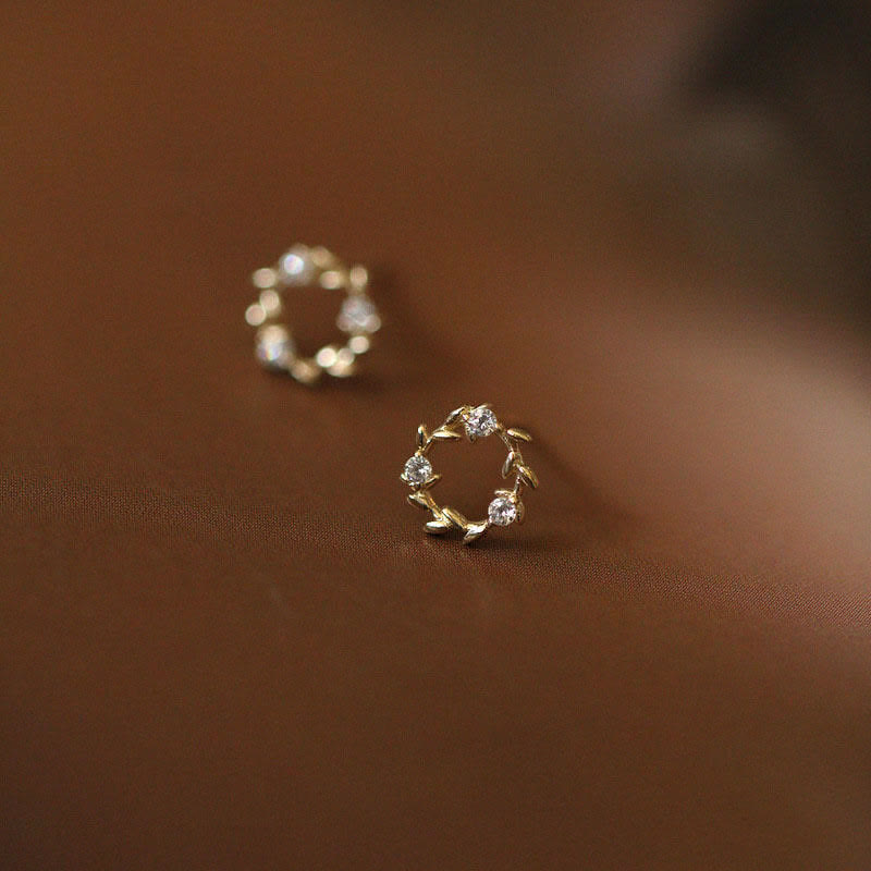 KarmaRipple's 925 Sterling Silver Posts Bronze Metal Tiny Wreath Stud Blessing Flower Earrings p1