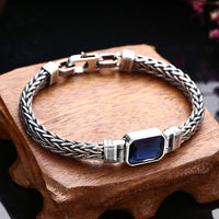 Bracelet à boucle en acrylique bleu rétro avec motif dragon tissé de KarmaRipple, pour un équilibre de richesse