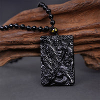 Collier pendentif gravé en obsidienne noire Guan Gong de KarmaRipple