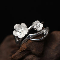 Bague d'équilibre en argent sterling 925 avec motif prune de KarmaRipple