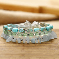 Bracelet triple tour en aventurine verte et pierre empereur verte de KarmaRipple