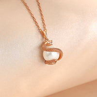 Collier pendentif en argent sterling 925 avec perle et bénédiction de l'année du serpent de KarmaRipple