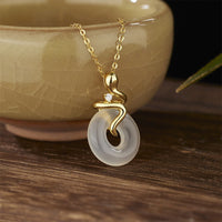 Collier avec pendentif positif en argent sterling 925 et calcédoine « Année du serpent » de KarmaRipple
