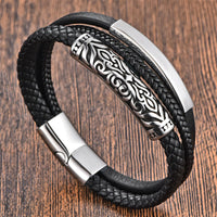Bracelet à boucle en cuir renforcé en acier titane avec motif floral de KarmaRipple