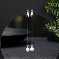 Boucles d'oreilles pendantes en argent sterling 925, perles de zircone et feuilles de bambou de KarmaRipple