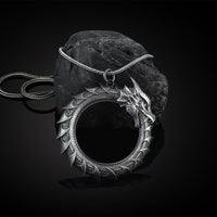 Collier pendentif de protection en étain pur Dragon Snake de KarmaRipple