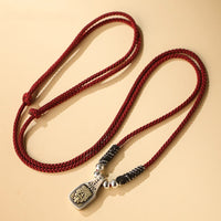 Collier avec pendentif en corde de protection de la déesse de la richesse Zakiram en argent sterling 925 tibétain de KarmaRipple