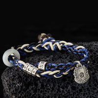 Bracelet de protection fait main en argent sterling 925 Om Mani Padme Hum Swastika de KarmaRipple