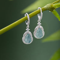 Boucles d'oreilles pendantes en argent sterling 925 et jade vert de KarmaRipple