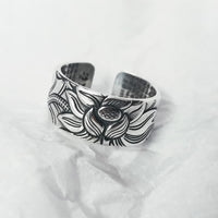 Bague de protection en argent sterling 999 avec symbole du lotus et du Sutra du cœur de KarmaRipple
