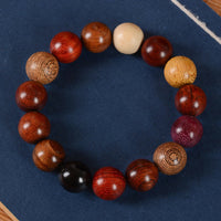 Bracelet d'équilibrage de protection en bois de santal multicolore de KarmaRipple