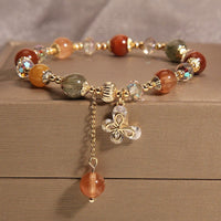Bracelet talisman papillon de richesse en quartz rutile et pierre précieuse arc-en-ciel Fu Lu Shou de KarmaRipple