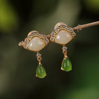 Boucles d'oreilles pendantes en jade ivoire et jade cyan de KarmaRipple, motif goutte d'eau, porte-bonheur