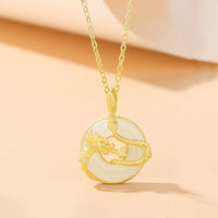 Collier avec pendentif en argent sterling 925 de KarmaRipple, motif dragon doré, phénix, boucle de paix, année du dragon, jade Hetian