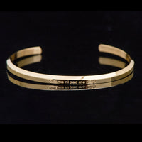 Bracelet de protection et de bénédiction en acier titane gravé des six mots véritables de KarmaRipple