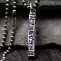 Collier avec pendentif en argent sterling 925 tibétain, symbole de sagesse, Om Mani Padme Hum, Bouddha Swastika, de KarmaRipple