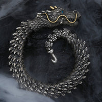 Bracelet chaîne de protection de la fortune en forme d'amulette faite main en forme de dragon nordique de KarmaRipple