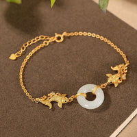 Bracelet de prospérité en jade ivoire et poisson koï de KarmaRipple