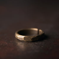 Bague de richesse en bronze au design simple et tibétain de KarmaRipple