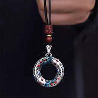 Collier avec pendentif en bronze représentant une carpe koï de KarmaRipple, symbole de la paix et de la richesse