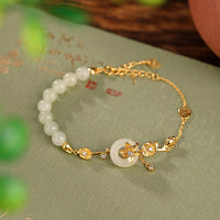 Bracelet chaîne en argent sterling 925 avec boucle de paix en jade Hetian de KarmaRipple, motif lotus porte-bonheur