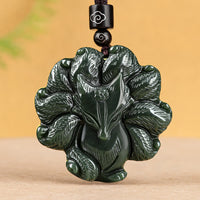 Collier avec pendentif porte-bonheur en jade cyan Hetian de KarmaRipple