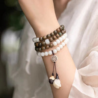 Bracelet apaisant en bois de santal vert authentique de KarmaRipple