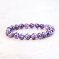 Le bracelet de purification en améthyste de KarmaRipple 