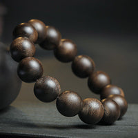 Bracelet 108 Mala en perles de bois d'agar de KarmaRipple, paix, force, calme