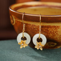 Boucles d'oreilles en argent sterling 925 et jade Hetian, motif orchidée, symbole de la paix, de la prospérité, de KarmaRipple