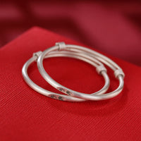Bracelet jonc en argent sterling 999 pour enfants, symbole de paix et de joie, de KarmaRipple