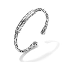 Bracelet manchette gravé Om Mani Padme Hum Tibet de KarmaRipple 
