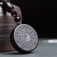 Collier pendentif force Yin Yang Bagua en obsidienne noire de KarmaRipple