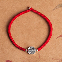 Bracelet de concentration en argent sterling 925 avec symbole Yin Yang Bagua et fil de cinabre de KarmaRipple
