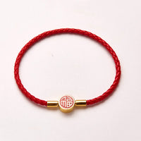 Bracelet en cuir avec boucle porte-bonheur et personnage Fu de KarmaRipple