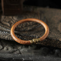 Bracelet à boucle magnétique en bronze et cuir rétro de KarmaRipple