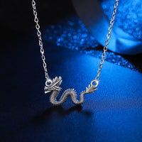 Collier avec pendentif en argent sterling 925 de KarmaRipple, symbole de l'année du dragon et de la protection du dragon