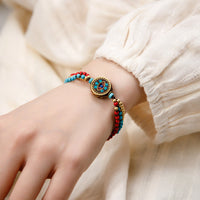 Bracelet de protection Om Mani Padme Hum en turquoise tibétaine de KarmaRipple
