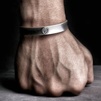 Bracelet d'équilibre en argent sterling 999 avec nuages ​​auspicieux Yin Yang de KarmaRipple