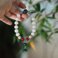 Bracelet d'équilibre et de paix sculpté en perles de lotus Bodhi Seed de KarmaRipple