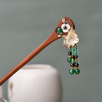Épingle à cheveux de protection en bois de santal rouge et agate verte de KarmaRipple