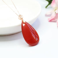 Collier avec pendentif en argent sterling 925 et agate rouge en forme de goutte d'eau de KarmaRipple