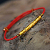 Bracelet bouddhiste tibétain fait main Mani Mantra Fortunate Red String de KarmaRipple