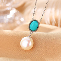 Collier et boucles d'oreilles avec pendentif en argent sterling 925 et perle turquoise de KarmaRipple, symbole de sagesse équilibrante