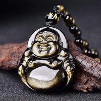 Collier avec pendentif en obsidienne dorée et brillante représentant le Bouddha rieur de KarmaRipple