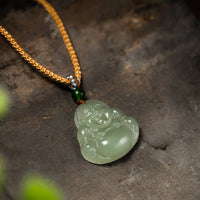 Collier pendentif en jade lotus et bouddha rieur de KarmaRipple