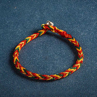 Bracelet multicolore porte-bonheur « Que vous soyez en sécurité et en bonne santé toute l'année » de KarmaRipple
