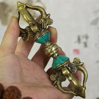 Décoration en bronze du pouvoir spirituel tibétain à cinq griffes Vajra Dorje de KarmaRipple, fabriquée à la main au Népal