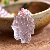 Collier pendentif renard à neuf queues en pierres précieuses roses authentiques de KarmaRipple