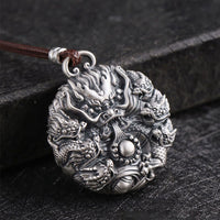 Collier pendentif en argent sterling 999 de KarmaRipple, symbole de protection de la fortune, représentant les neuf dragons jouant avec une perle